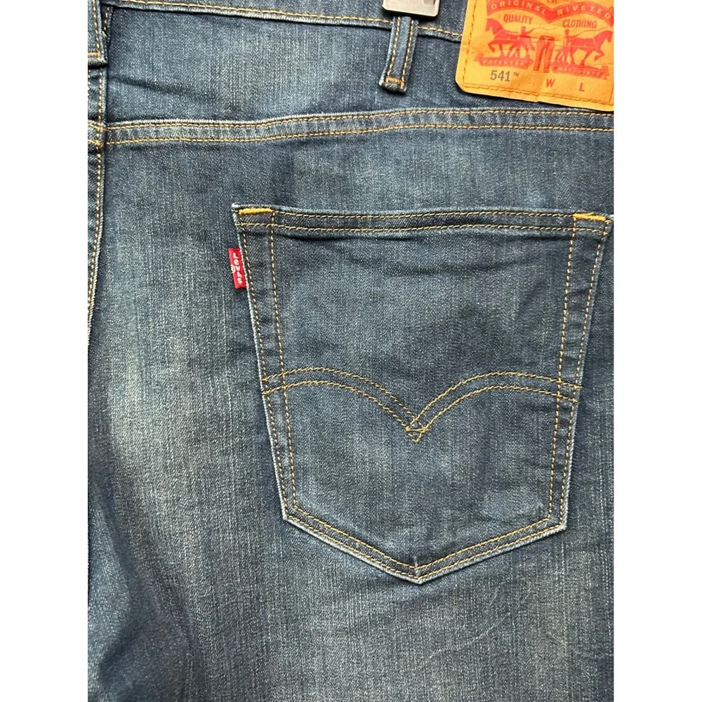 Levi's Jeans Men‎ 44x28 Blue 541 Athletic Taper Stretch Denim Medium Wash Casual